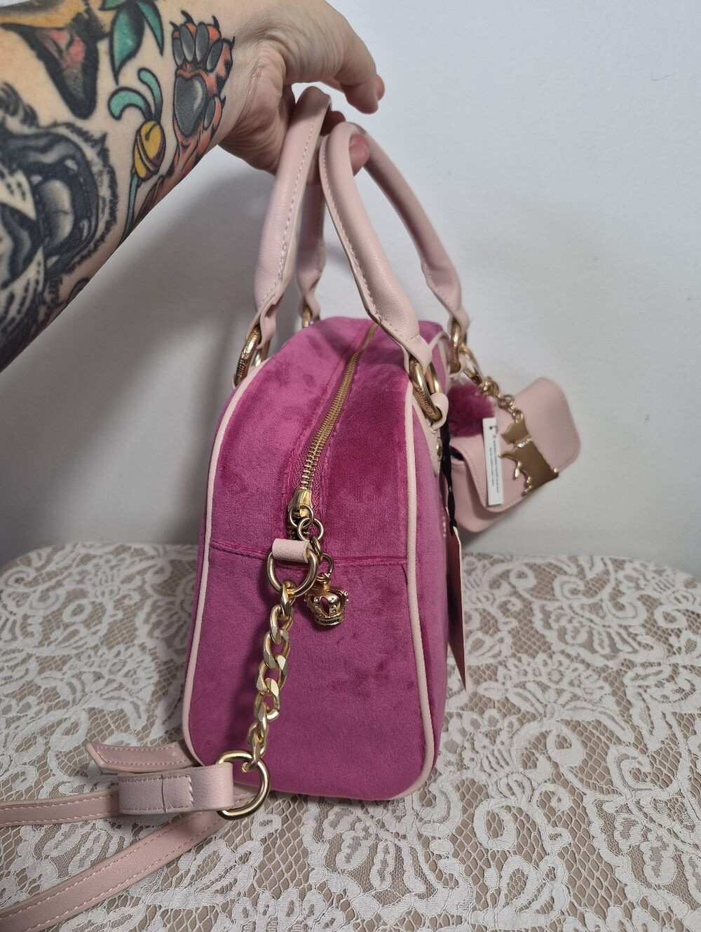 Juicy Couture Satchel - Picture 10 of 13